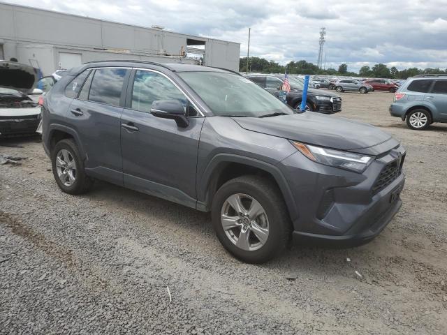 2T3P1RFV6PW365730 - 2023 TOYOTA RAV4 XLE GRAY photo 4