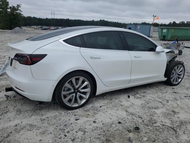 5YJ3E1EB0KF513462 - 2019 TESLA MODEL 3 Beyaz fotoğraf 3