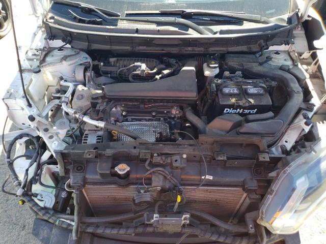 5N1AT2MV8JC754935 - 2018 NISSAN ROGUE S WHITE photo 11