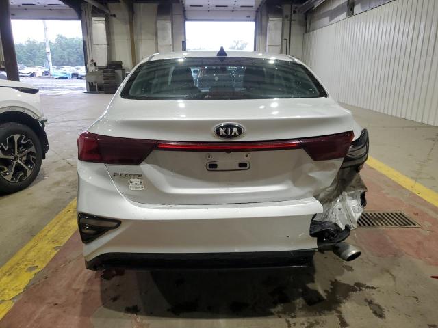 3KPF24AD4LE182486 - 2020 KIA FORTE FE 银色 照片 6