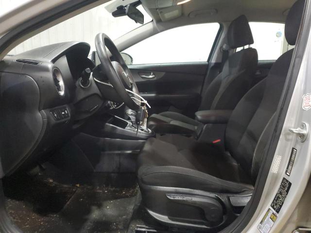 3KPF24AD4LE182486 - 2020 KIA FORTE FE 银色 照片 7