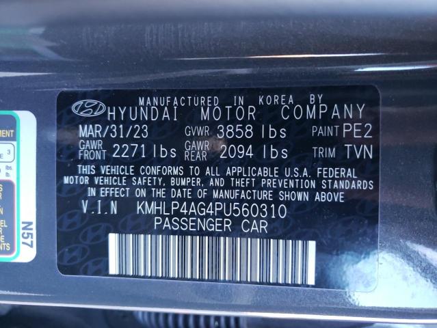 KMHLP4AG4PU560310 - 2023 HYUNDAI ELANTRA LIMITED GRAY photo 12