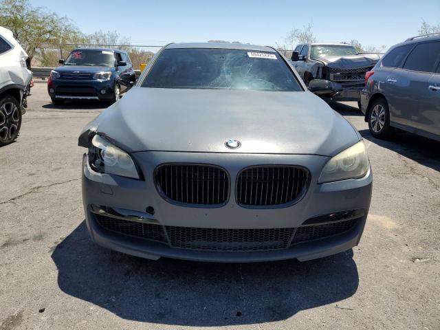 WBAKA8C52CDS99934 - 2012 BMW 750 I ნაცრისფერი ფოტო 5