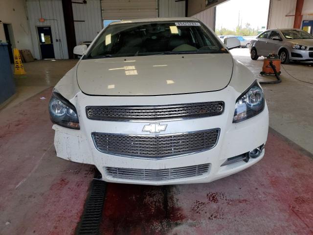 1G1ZE5E77BF351296 - 2011 CHEVROLET MALIBU LTZ 白色 照片 5