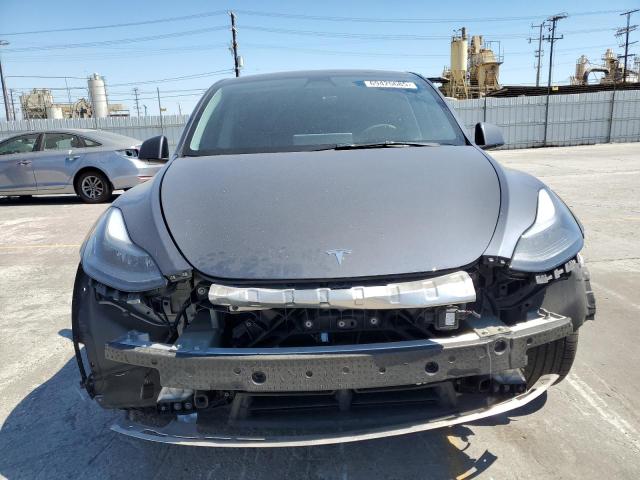 7SAYGDEF7NF491276 - 2022 TESLA MODEL Y GRAY photo 5