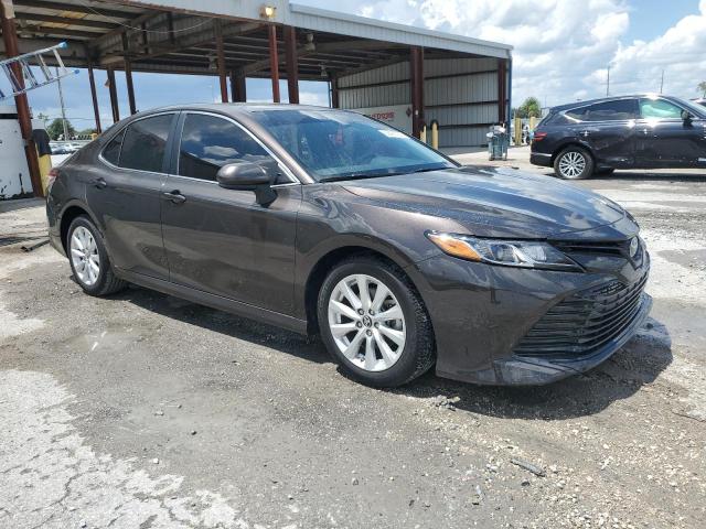 4T1B11HK1KU777103 - 2019 TOYOTA CAMRY L BROWN photo 4