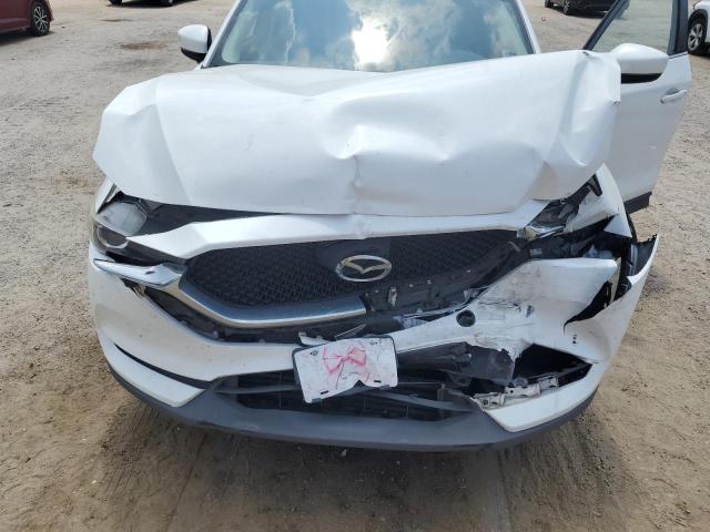 JM3KFABL5H0118102 - 2017 MAZDA CX-5 SPORT WHITE photo 12