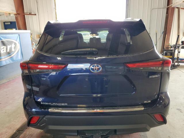 5TDKBRCH5PS107335 - 2023 TOYOTA HIGHLANDER HYBRID XLE BLUE photo 6