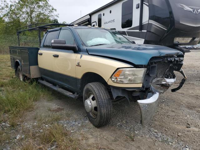 3C7WRTCL2DG601793 - 2013 RAM 3500 TWO TONE photo 4