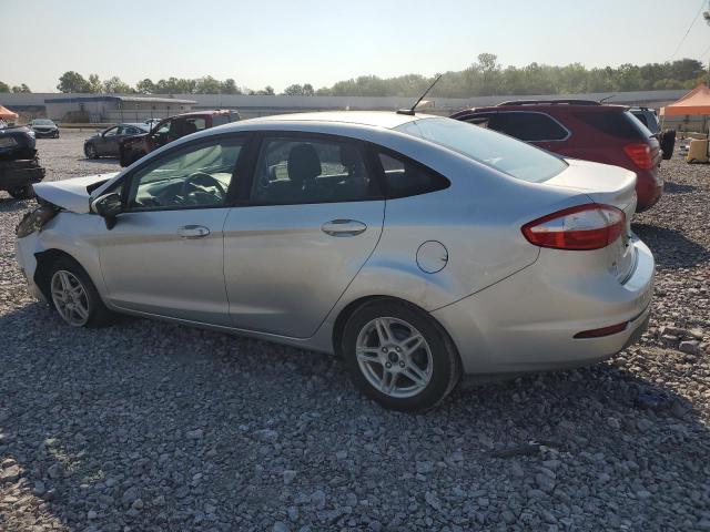 3FADP4BJ4KM128628 - 2019 FORD FIESTA SE ვერცხლისფერი ფოტო 2