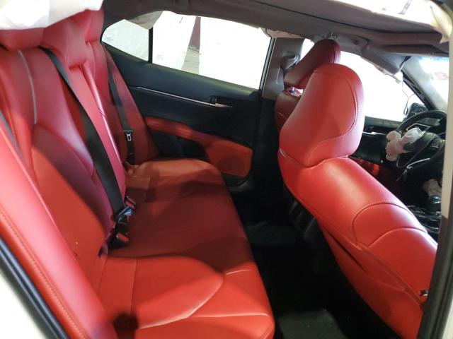 4T1B61HKXJU077712 - 2018 TOYOTA CAMRY XSE Ақ фото 10