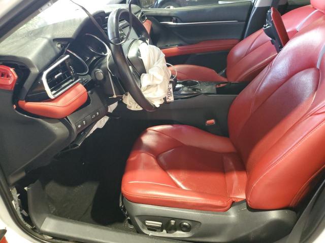 4T1B61HKXJU077712 - 2018 TOYOTA CAMRY XSE Ақ фото 7