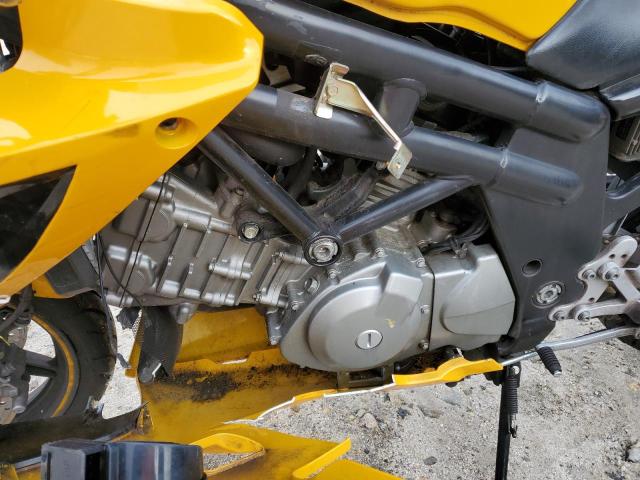 KM4MP578381603016 - 2008 HYOSUNG GT650 YELLOW photo 7