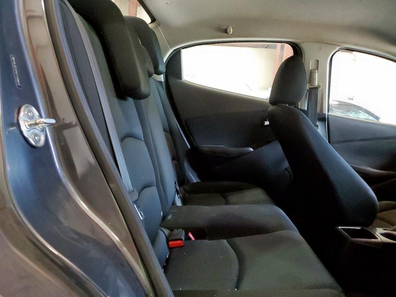 3MYDLBZV5GY139013 - 2016 TOYOTA SCION IA CHARCOAL photo 10