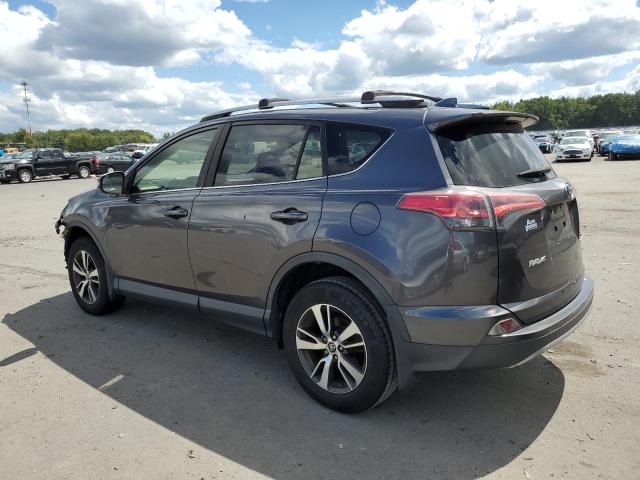 JTMRFREV2HJ703734 - 2017 TOYOTA RAV4 XLE GRAY photo 2