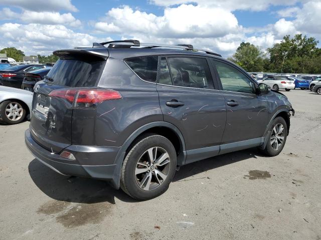 JTMRFREV2HJ703734 - 2017 TOYOTA RAV4 XLE GRAY photo 3