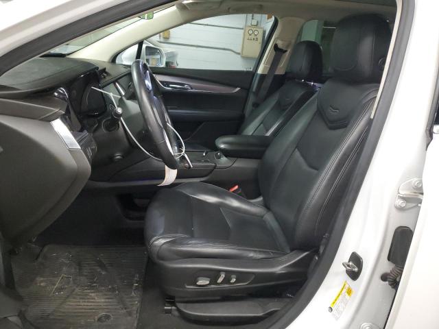 1GYKNCRS0JZ135745 - 2018 CADILLAC XT5 LUXURY WHITE photo 7