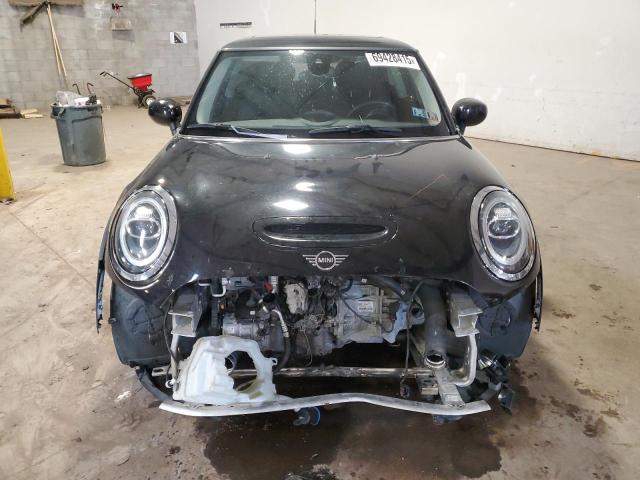WMWXR5C09M2N05863 - 2021 MINI COOPER S შავი ფოტო 5
