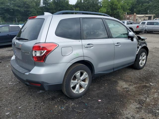 JF2SJADC5GH516593 - 2016 SUBARU FORESTER 2.5I PREMIUM 银色 照片 3