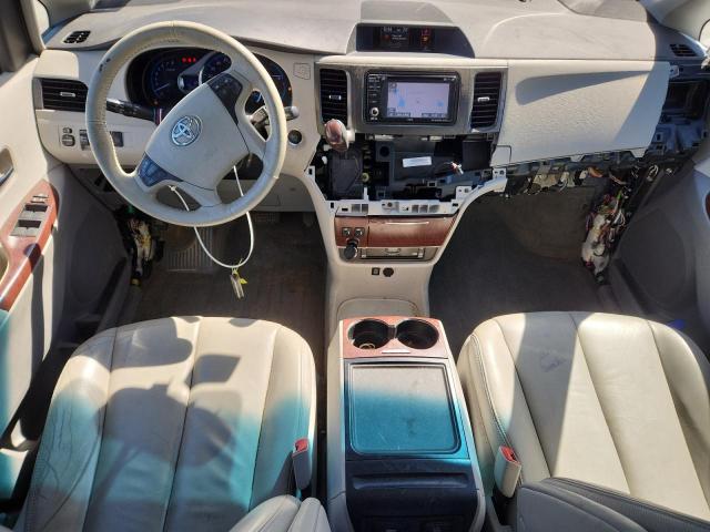 5TDYK3DC9ES473919 - 2014 TOYOTA SIENNA XLE GRAY photo 8