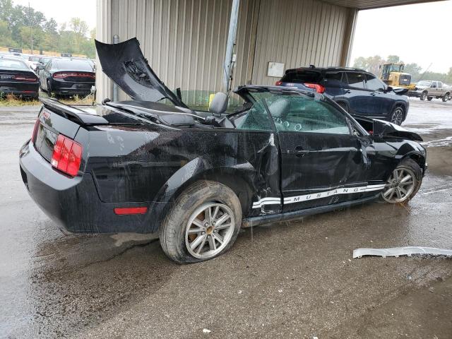 1ZVFT84N055228786 - 2005 FORD MUSTANG BLACK photo 3