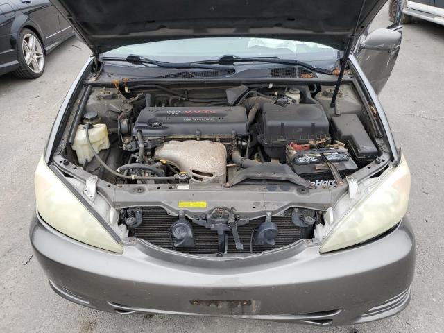 4T1BE32K44U932951 - 2004 TOYOTA CAMRY LE 灰色 照片 11