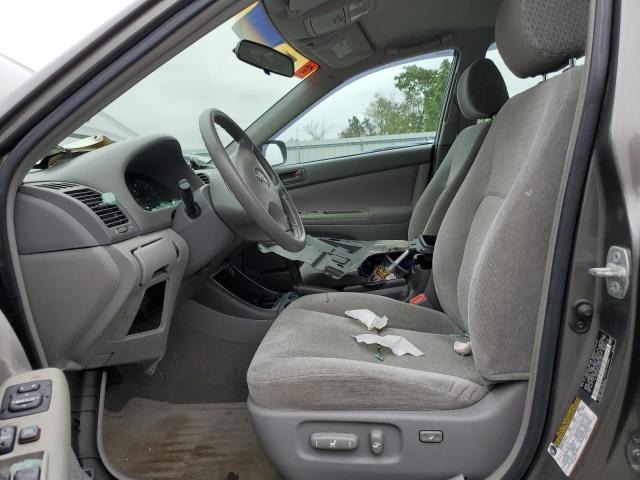 4T1BE32K44U932951 - 2004 TOYOTA CAMRY LE 灰色 照片 7
