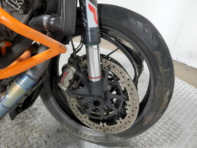 VBKV39409FM916672 - 2015 KTM 1290 SUPER DUKE R TWO TONE photo 11