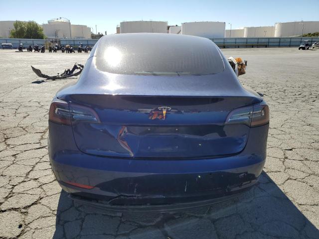 5YJ3E1EA3JF060069 - 2018 TESLA MODEL 3 Bleu photo 6