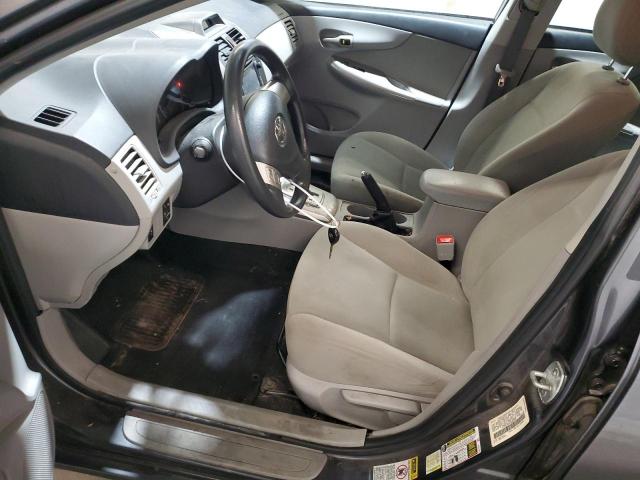 5YFBU4EE4DP202604 - 2013 TOYOTA COROLLA BASE Մոխրագույն լուսանկար 7