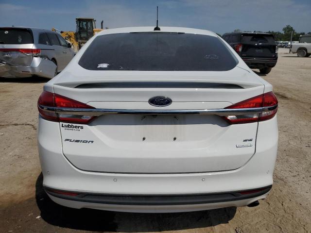 3FA6P0HD5JR211814 - 2018 FORD FUSION SE WHITE photo 6