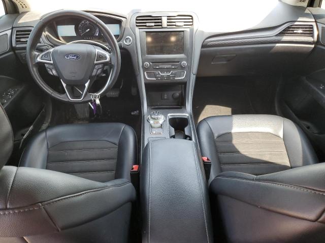 3FA6P0HD5JR211814 - 2018 FORD FUSION SE WHITE photo 8