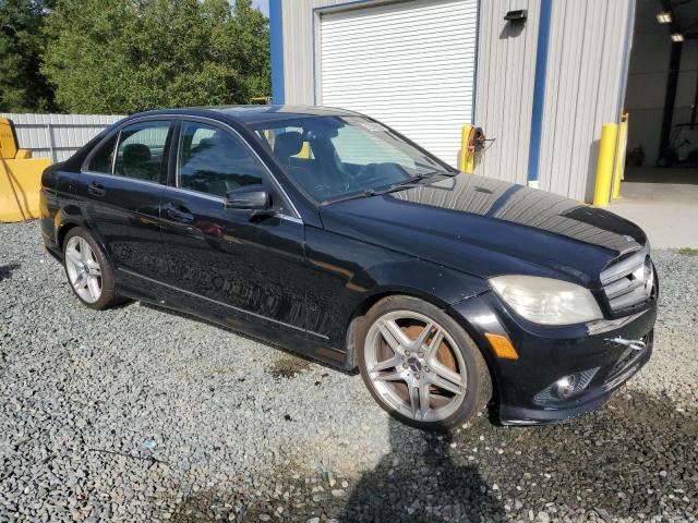 WDDGF5EB5AR120061 - 2010 MERCEDES-BENZ C 300 BLACK photo 4