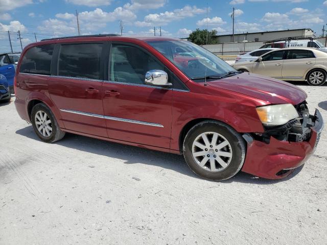 2A4RR8DG1BR645679 - 2011 CHRYSLER TOWN & COU TOURING L BURGUNDY photo 4