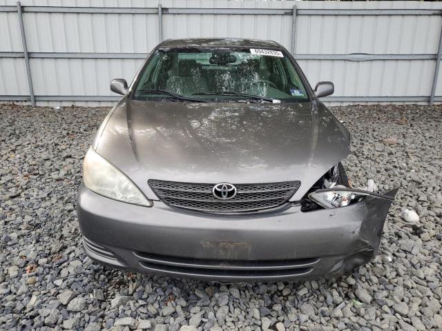 4T1BE30K72U609932 - 2002 TOYOTA CAMRY LE GRAY photo 5