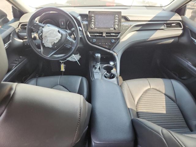 4T1G11AKXNU621310 - 2022 TOYOTA CAMRY SE WHITE photo 8