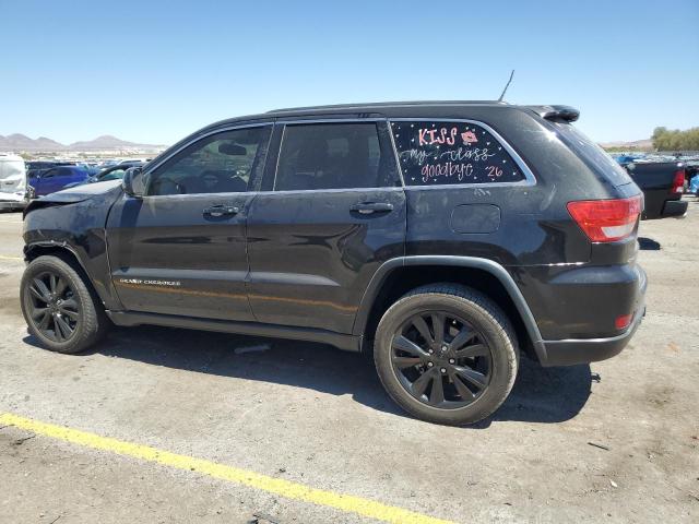 1C4RJFAT5DC562299 - 2013 JEEP GRAND CHEROKEE LAREDO BLACK photo 2