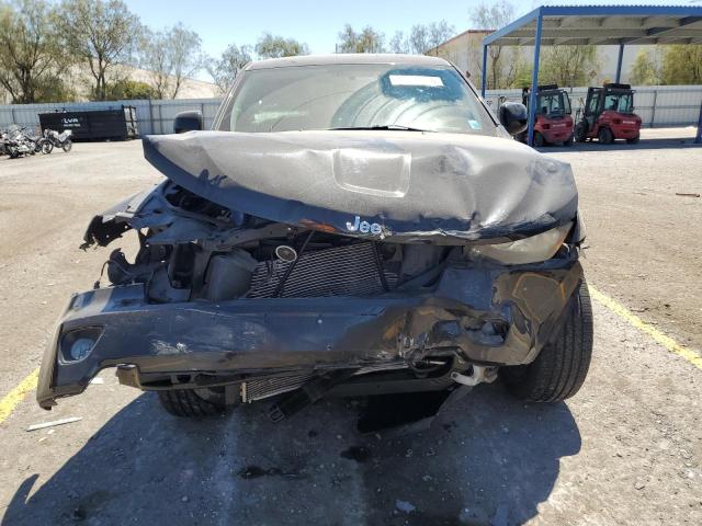 1C4RJFAT5DC562299 - 2013 JEEP GRAND CHEROKEE LAREDO BLACK photo 5