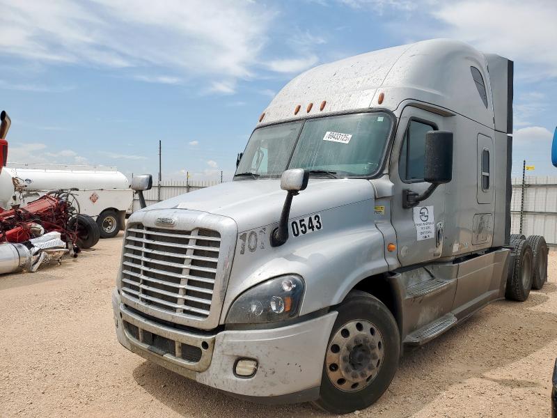 3AKJGLD52ESFY0543 - 2014 FREIGHTLINER CASCADIA 1 银色 照片 2