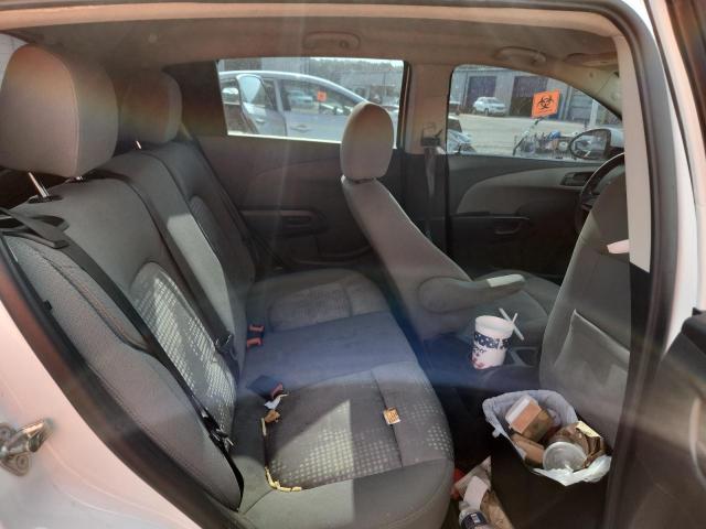 1G1JA6SH0G4147051 - 2016 CHEVROLET SONIC LS WHITE photo 10