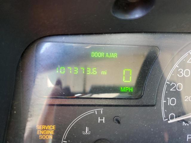 1LNHM81W14Y675108 - 2004 LINCOLN TOWN CAR EXECUTIVE TURQUOISE photo 9