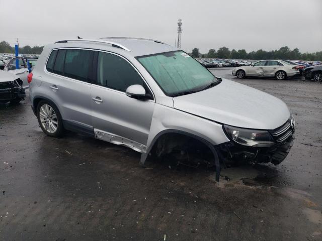 WVGBV7AX2CW548139 - 2012 VOLKSWAGEN TIGUAN S SILVER photo 4