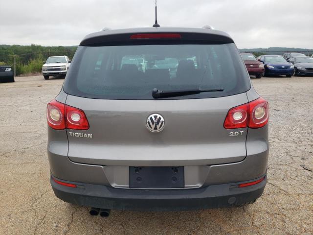 WVGAV95N89W525702 - 2009 VOLKSWAGEN TIGUAN S GRAY photo 6