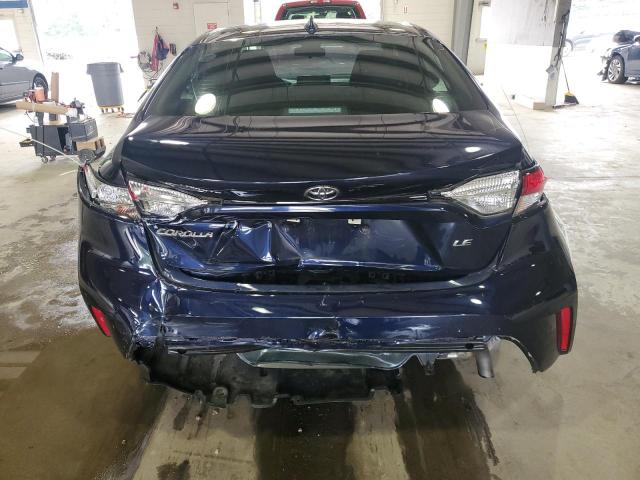 5YFEPMAE4NP282806 - 2022 TOYOTA COROLLA LE BLUE photo 6