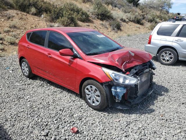 KMHCT5AE5HU351448 - 2017 HYUNDAI ACCENT SE Қызыл фото 4