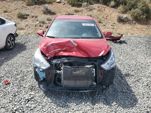 KMHCT5AE5HU351448 - 2017 HYUNDAI ACCENT SE Қызыл фото 5