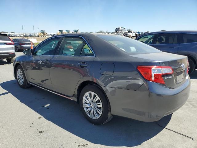 4T4BF1FK7DR296043 - 2013 TOYOTA CAMRY L GRAY photo 2