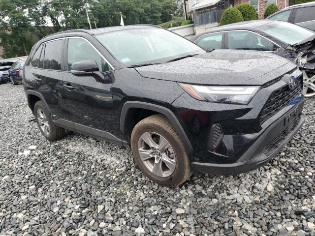 4T3RWRFVXSU183872 - 2025 TOYOTA RAV4 XLE BLACK photo 4