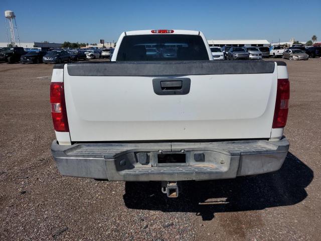 1GCHC29K98E209181 - 2008 CHEVROLET SILVERADO C2500 HEAVY DUTY WHITE photo 6