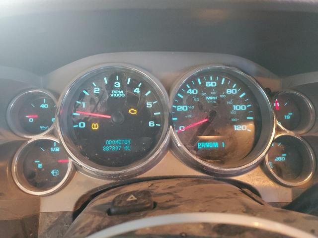 1GCHC29K98E209181 - 2008 CHEVROLET SILVERADO C2500 HEAVY DUTY WHITE photo 9